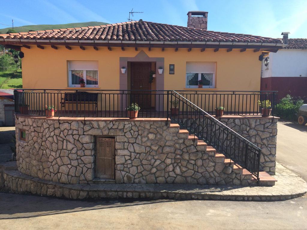 Gasthaus Casa Mariana Llames de Parres Exterior foto